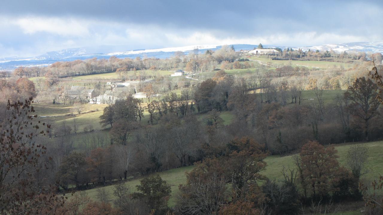 Le Clos De Banes Argences-en-Aubrac Bagian luar foto